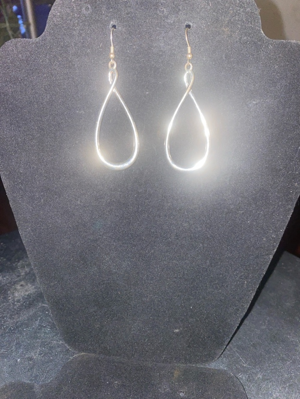 Elegant Silver Teardrop Dangle Earrings - Women Jewelry